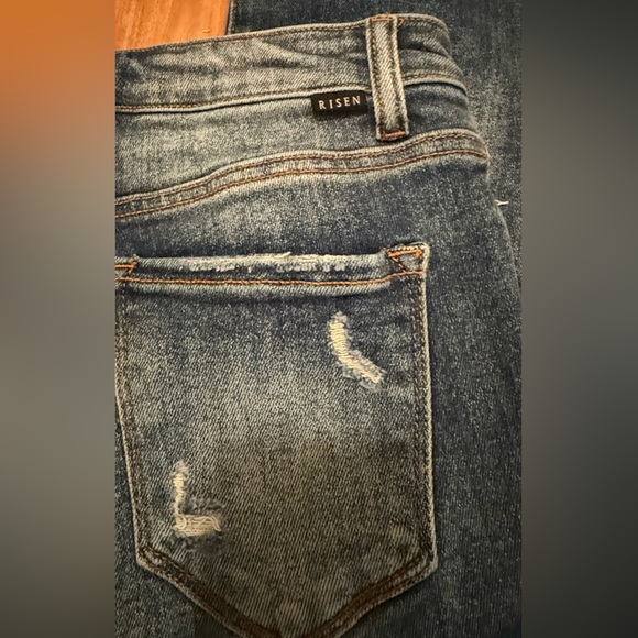 Risen Jeans High Rise Patched Ankle
Flares size 3/26 - Picture 6 of 13